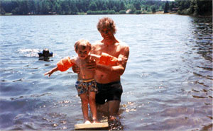 Quality Family Time in Up North, Michigan at Porcupine Lake Cottage in Gaylord, Michigan. Book your rental slot now and reconnect with the family!